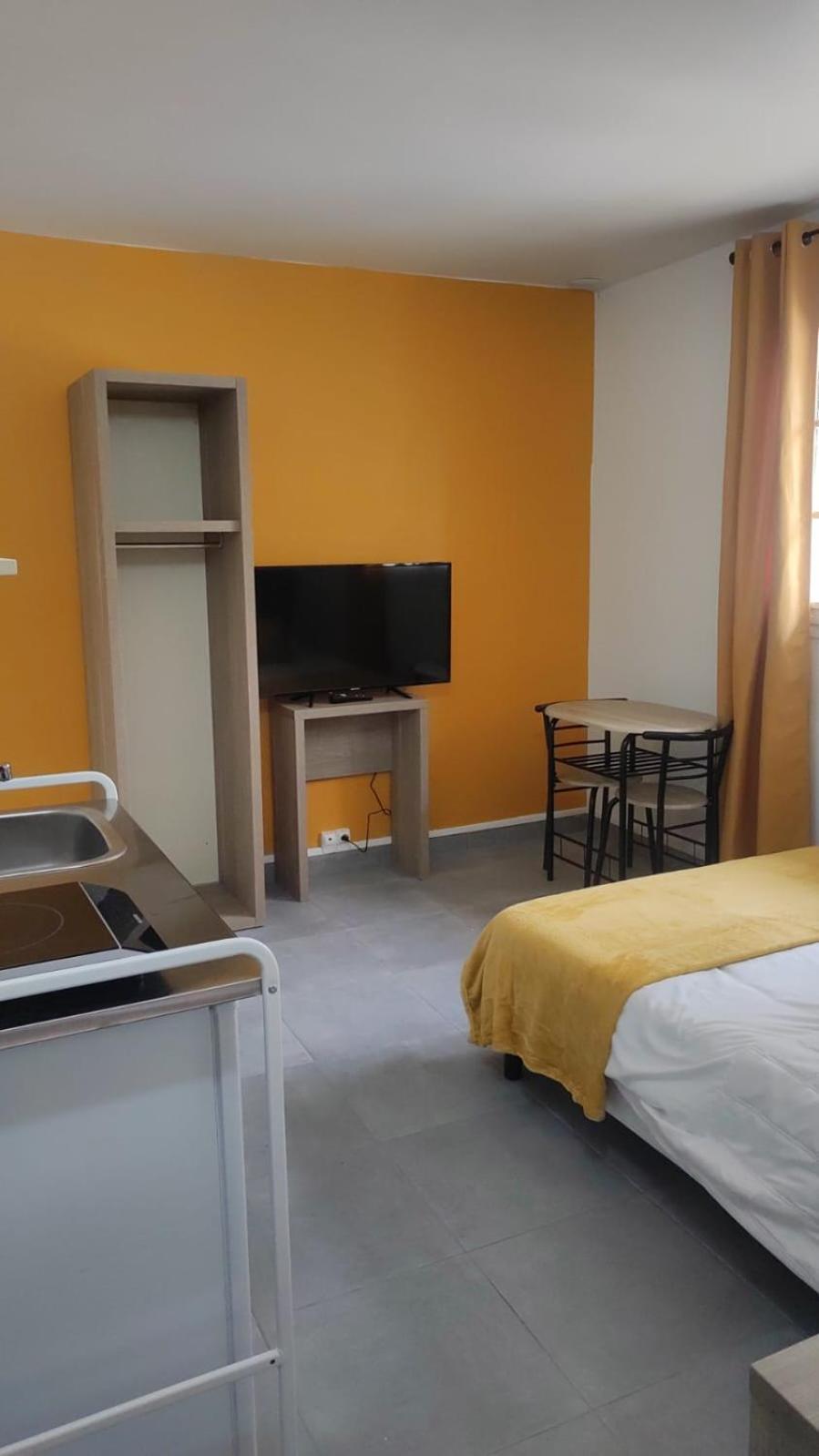 Appartement 1 , Disneyland - Parking Gratuit - Maison Des Platanes Meaux Dış mekan fotoğraf